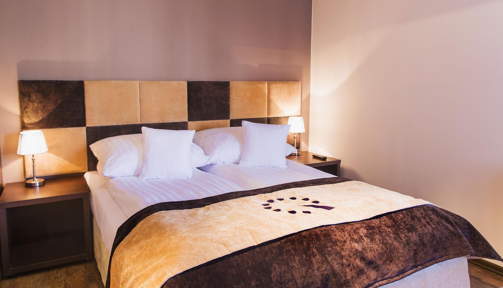 Boutique Hotel'S III Pilsudskiego Łódź Exteriör bild